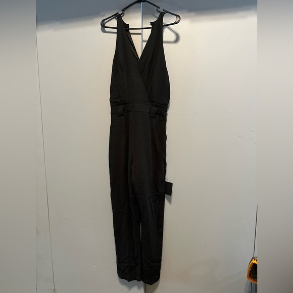 Lulu's - Chic Black Halter Jumpsuit (Size S) - Picture 1 of 12
